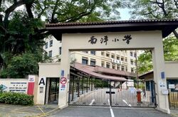 Bukit Timah Road (D10), Semi-Detached #569326631